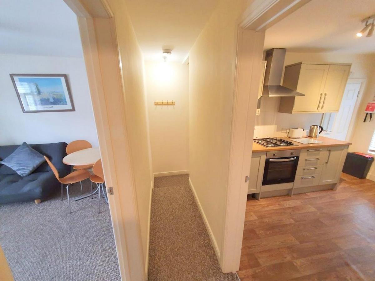 Bassett Flat With 2 Bedrooms And Superfast Wi-Fi Sittingbourne Εξωτερικό φωτογραφία