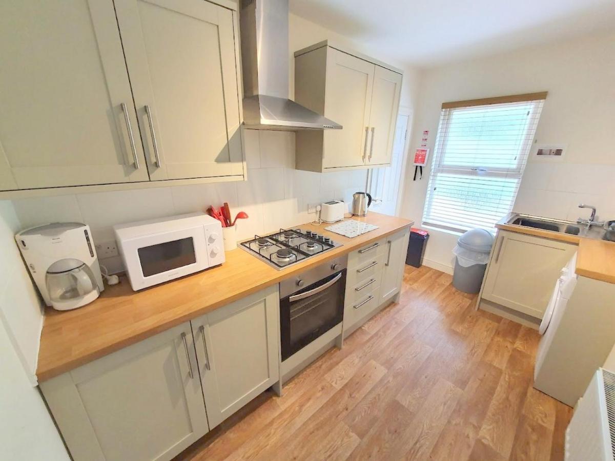 Bassett Flat With 2 Bedrooms And Superfast Wi-Fi Sittingbourne Εξωτερικό φωτογραφία
