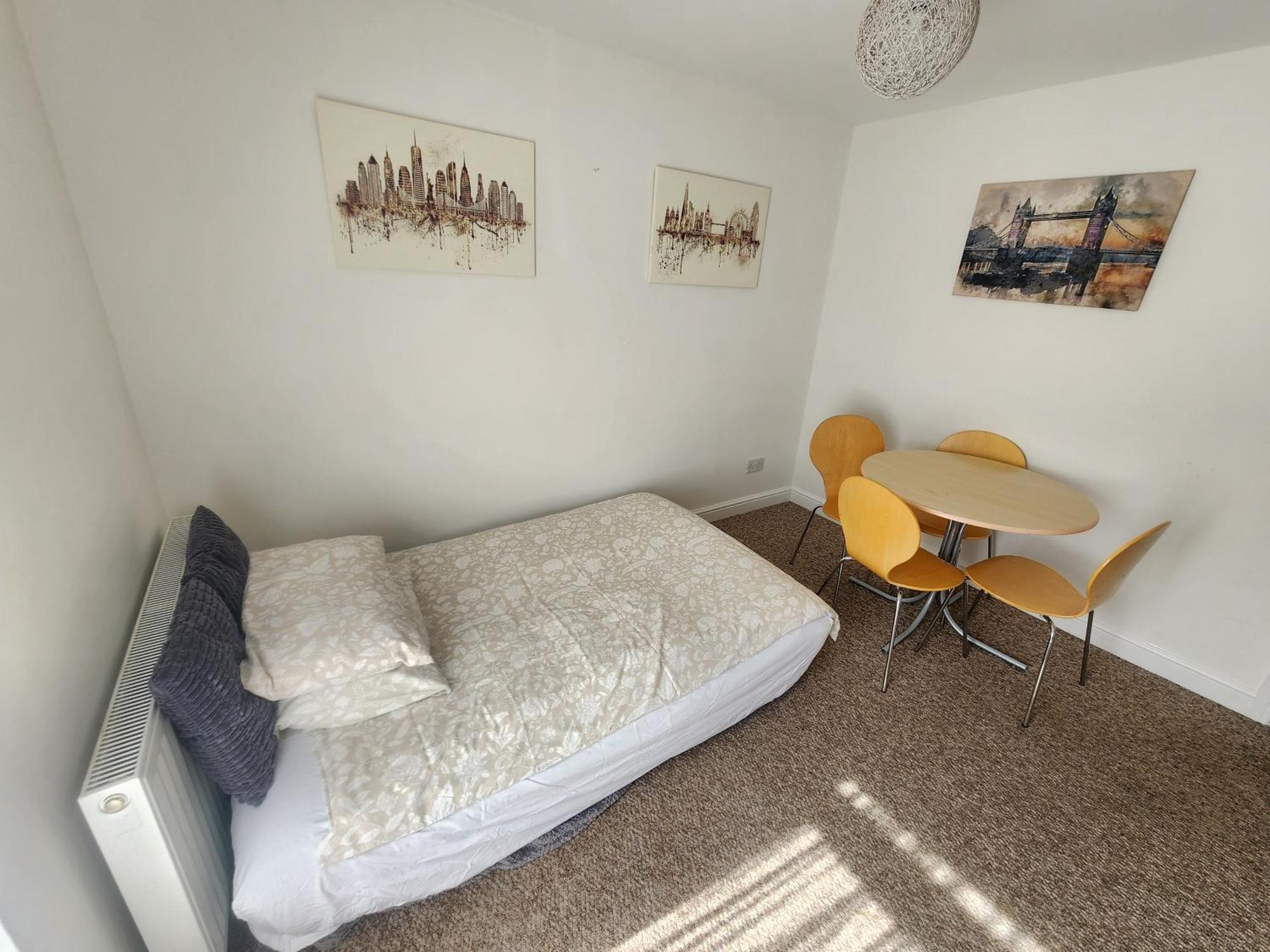 Bassett Flat With 2 Bedrooms And Superfast Wi-Fi Sittingbourne Εξωτερικό φωτογραφία